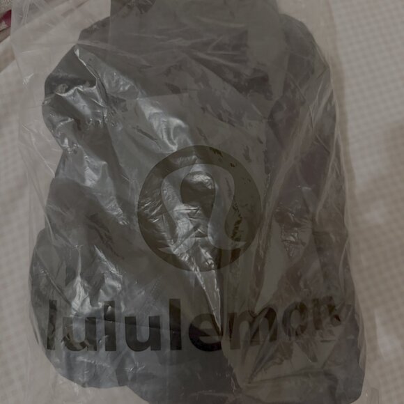 Lululemon Camo Define Jacket Size 8 (medium) - Picture 5 of 5